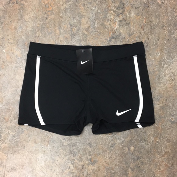 nike boy shorts women's